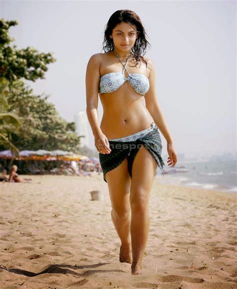 tamilcinestuff actress kajal agarwal hot galleryhot girls are one of the most beautiful