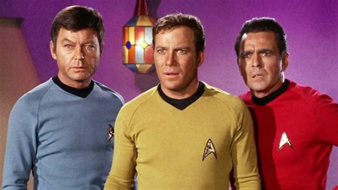 Star Trek Ranking Every Starfleet Uniform Worst To Best