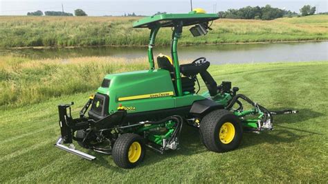 john deere autonomous fairway mower