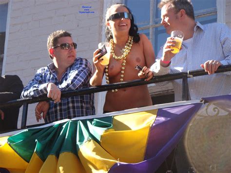 naked during mardi gras july 2016 voyeur web hall of fame