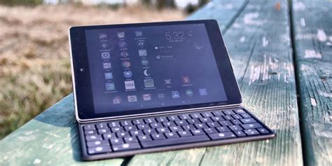 tablet   laptop  essential apps  gear