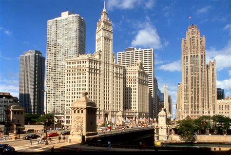 beautiful buildings  chicago