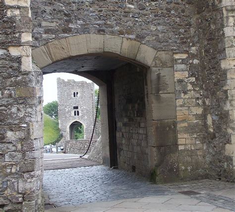 castle drawbridge explore mtbullis   flickr mt flickr photo sharing