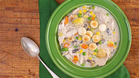 How To Make Chicken Pot Pie Soup By Carson Kressley Rachael Ray Show