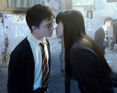 first kisses are awkward 32 ways harry potter taught us the magic of