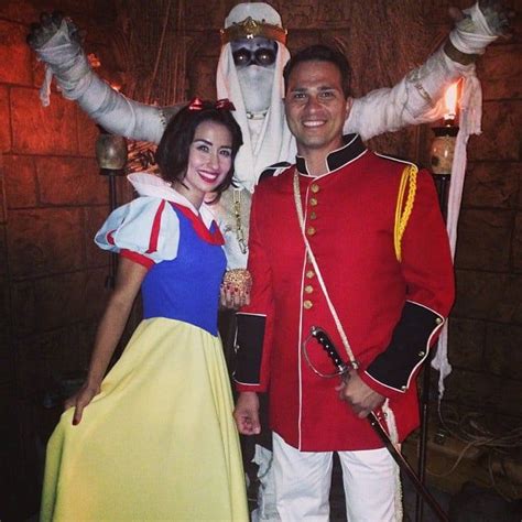snow white and the prince from snow white and the seven dwarfs