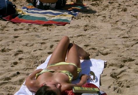 candid beach tits down blouses and sleeping tit motherless