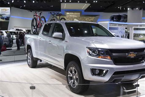 chevy truck losing power  accelerating reasons fix