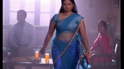 desi hot aunty navel show youtube