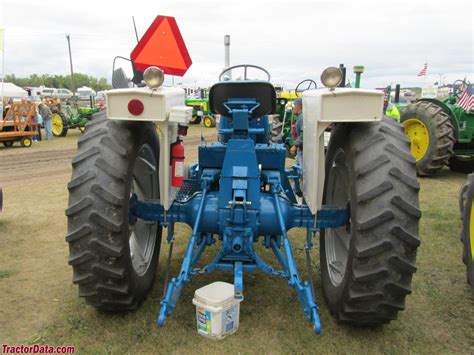 Ford 4000 Tractor Photos Information