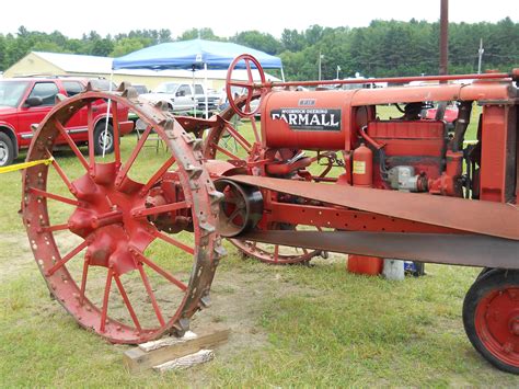 mccormick deering farmall tractor antique tractors vintage