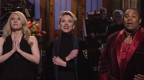 scarlett johansson gets welcomed into five timers club in ‘snl
