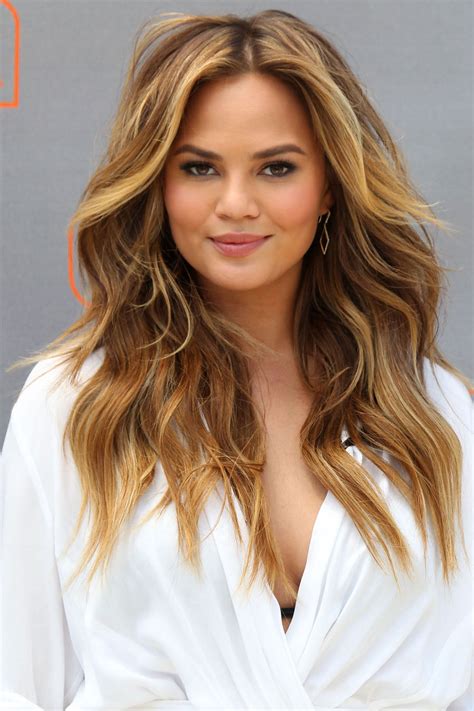 10 Hot Summer Haircuts For 2016