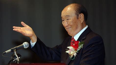 rev sun myung moon dies at age 92