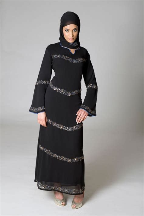Emoo Fashion Saudi Burqa Designs 2012 Latest Abaya Trend