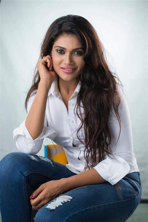actress and models chulakshi ranathunga sri lankan beautiful hot and sexy actress and model
