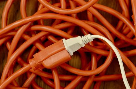 choosing  safe electrical extension cord