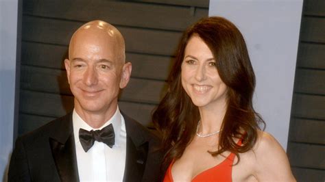 world s richest man announces divorce from wife of 25 years the