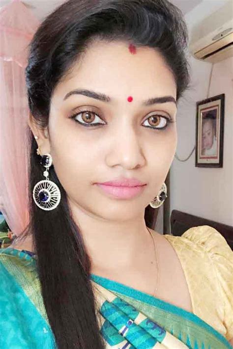 Krithika Biography Age Height Body Bio Data And Untold