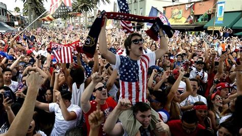 Fifa Frenzy Usa Soccer Sports Fans Pictures Photos And