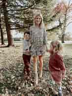 Image result for Family Picture Outfit Ideas. Size: 146 x 195. Source: purejoyhome.com