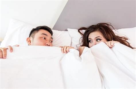 Tidur Bersama Pasangan Bikin Kualitas Tidur Lebih Baik Lho
