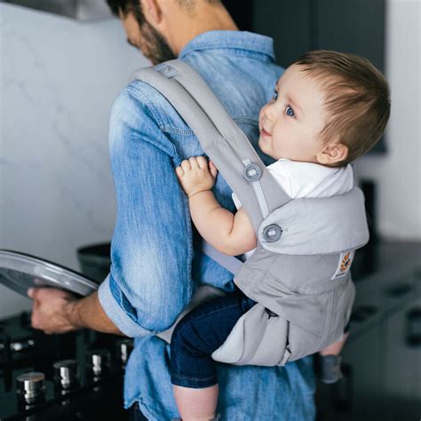 ergobaby   carry positions ergonomic baby carrier pearl grey