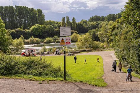 chorlton water park ideal manchester dog walking location