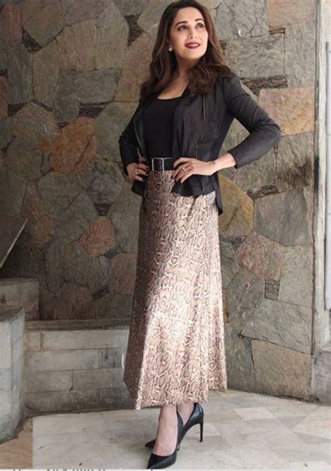 Pin By Lisa On Indian Actresses Madhuri Dixit Fashion