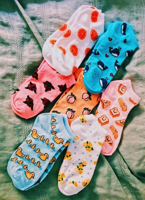 vsco cuteclothes my aesthetic ☀️ in 2019 chaussettes folles chaussettes rigolotes