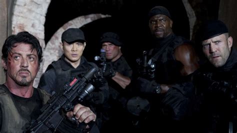 the expendables nuova featurette everyeye cinema