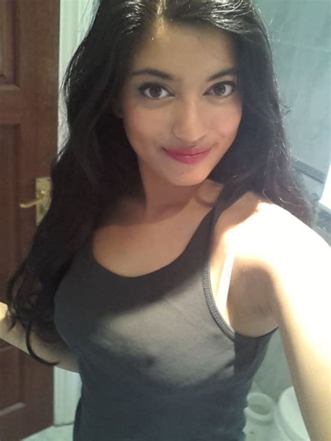 hot and slim saree girl nude selfie pakistani sex photo blog