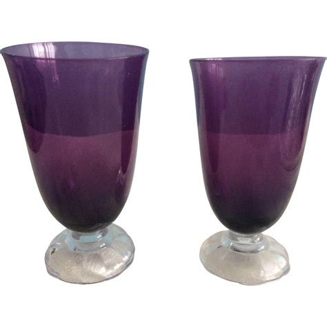 10 Lovely Vintage Purple Wine Glasses From The 1940s Will Liven Your