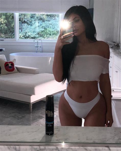 kylie jenner sexy near nude 34 photos the fappening
