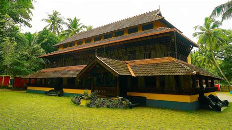 keralas tharavads  peek    kerala traditional house traditional houses unique