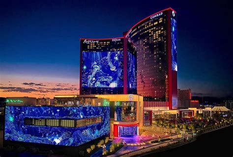 las vegas hilton  resorts world updated  reviews