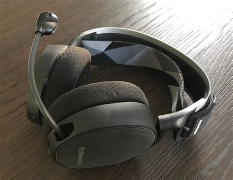 steelseries arctis  wireless gaming headset review gameup