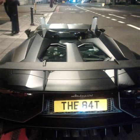 lamborghini gets abandoned on the streets of london after