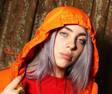 billie eilish biography facts childhood family life achievements