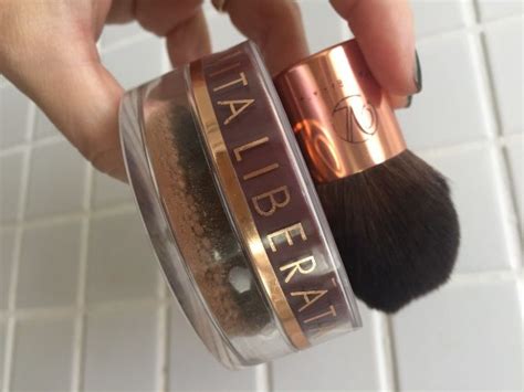 Get Your Glow On While You Powder Your Nose Vita Liberata