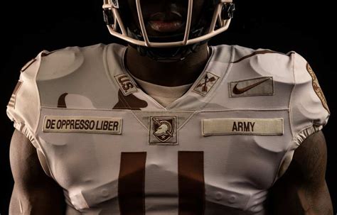 army uniforms  army navy game