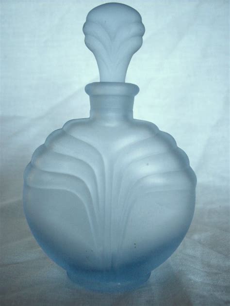 Bygone Elegance Art Deco Frosted Soft ~ Light Blue Glass
