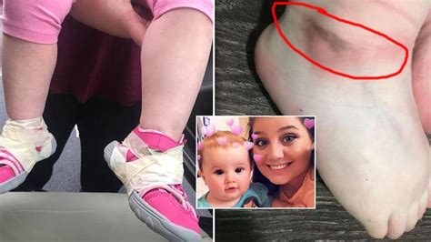 this mom goes to daughter s daycare looks down in horror