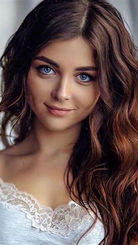 gorgeous eyes beautiful smile beauty women hair color auburn asian