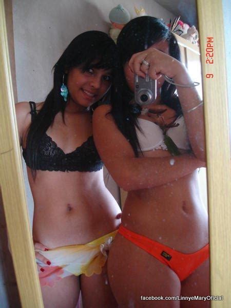 real video brasil garota nua no banheiro a pedido 01 loira nua não banheiro