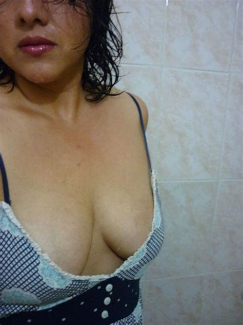 sexy indian aunty removing bra photos hd sex pics collection