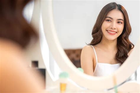 5 Cara Mencerahkan Wajah Dengan Bahan Alami Dan Skincare