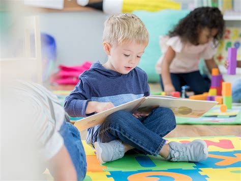 reading  preschoolers  warren center  profit organization
