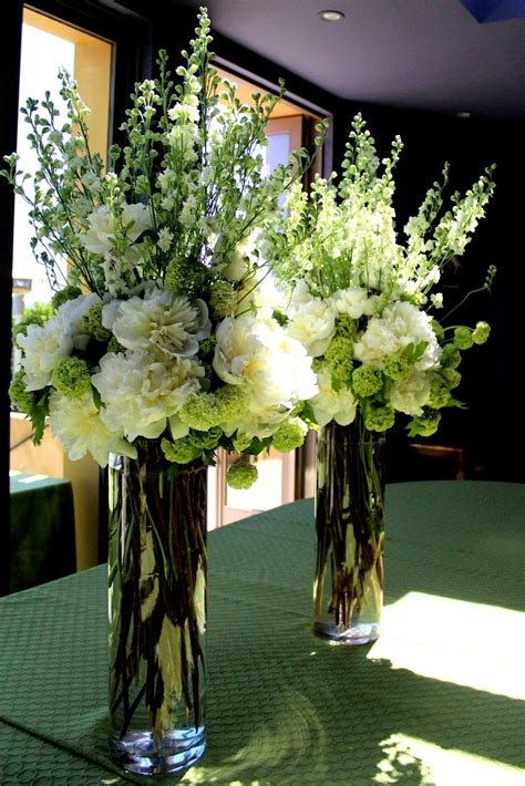 Michael Daigian Design Real Wedding And Engagement Party Tall Flower