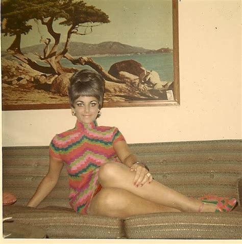 Found Photos Women Hanging Out In The 1960s Flashbak Mod Girl